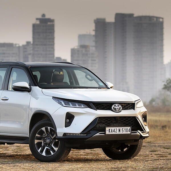 fortuner wallpaper